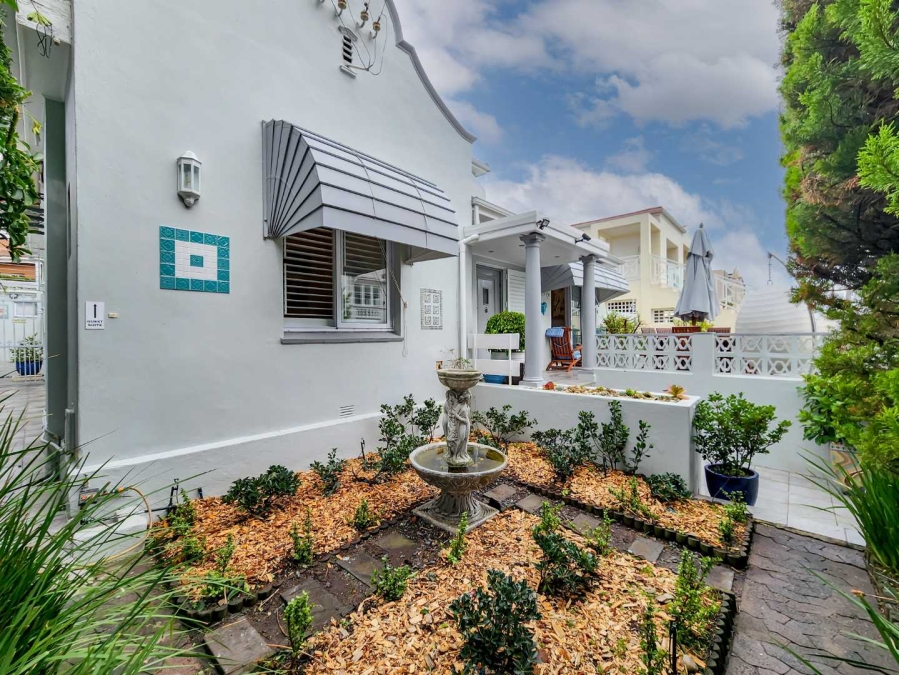 3 Bedroom Property for Sale in Bantry Bay Western Cape